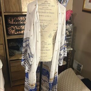 White and Blue Patterned Sheer Kimono